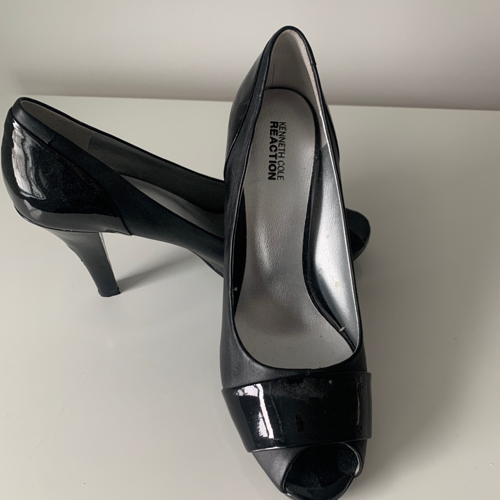 Kenneth Cole Patent open toe High Heels